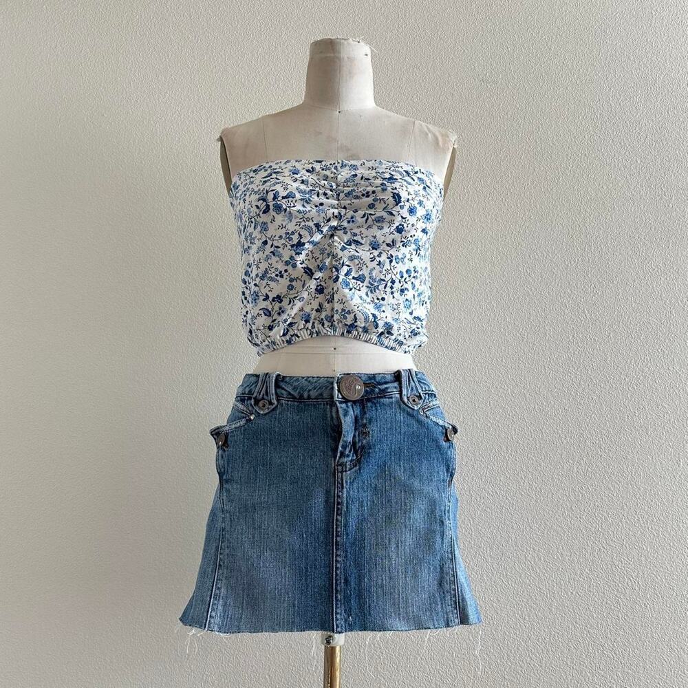 handmade white and blue floral bandeau